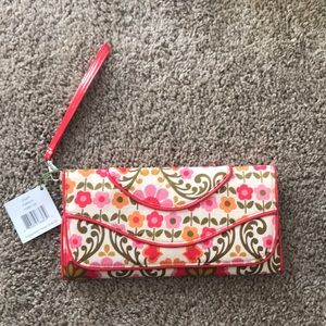 NWT Very Bradley Clutch